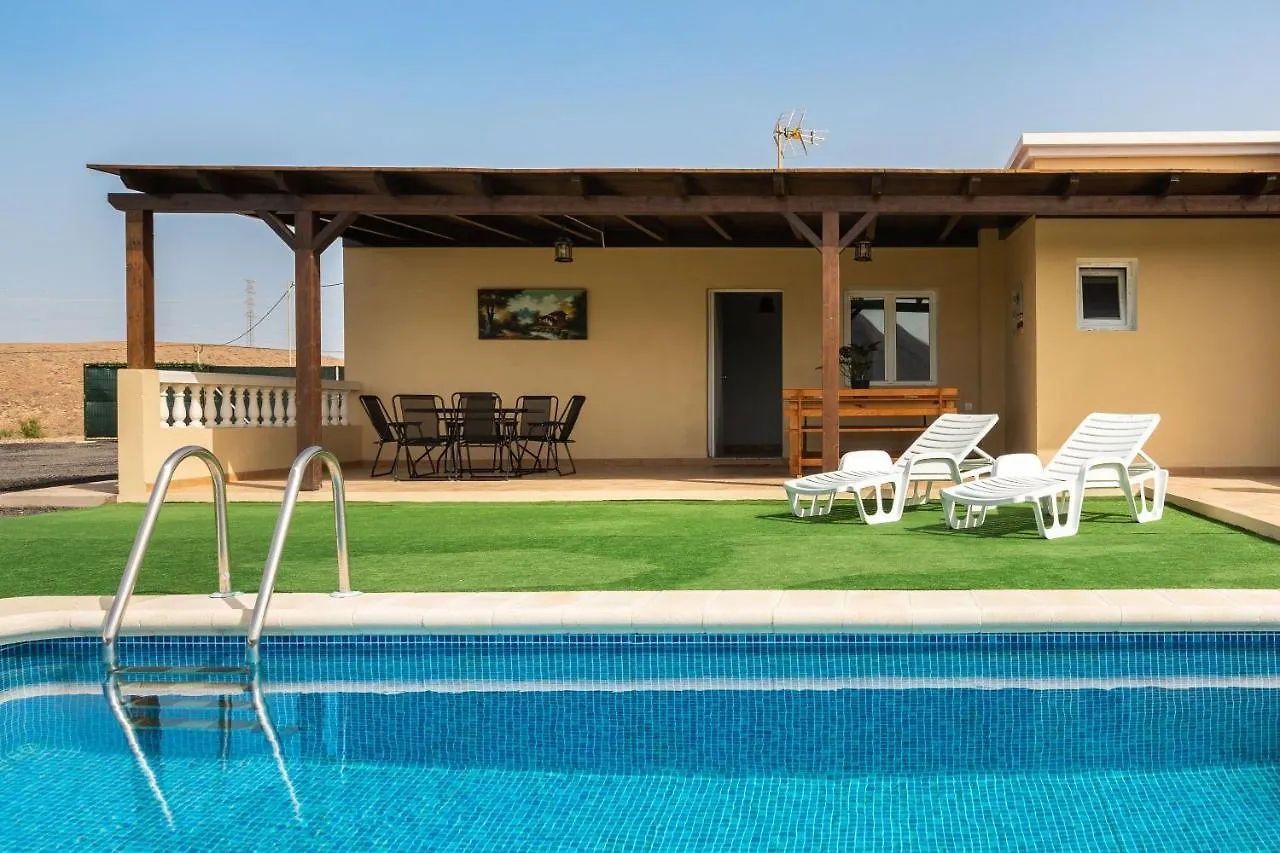 Villa Ralue Туйнехе